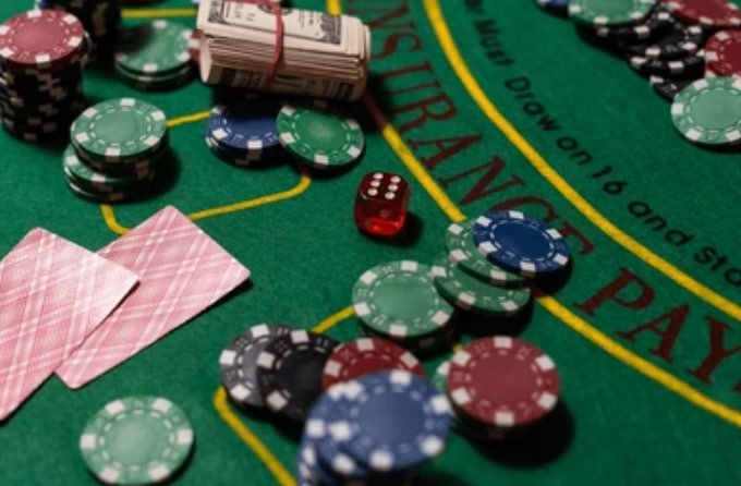 gold live slot game section showing casino-style reel games for Filipino players